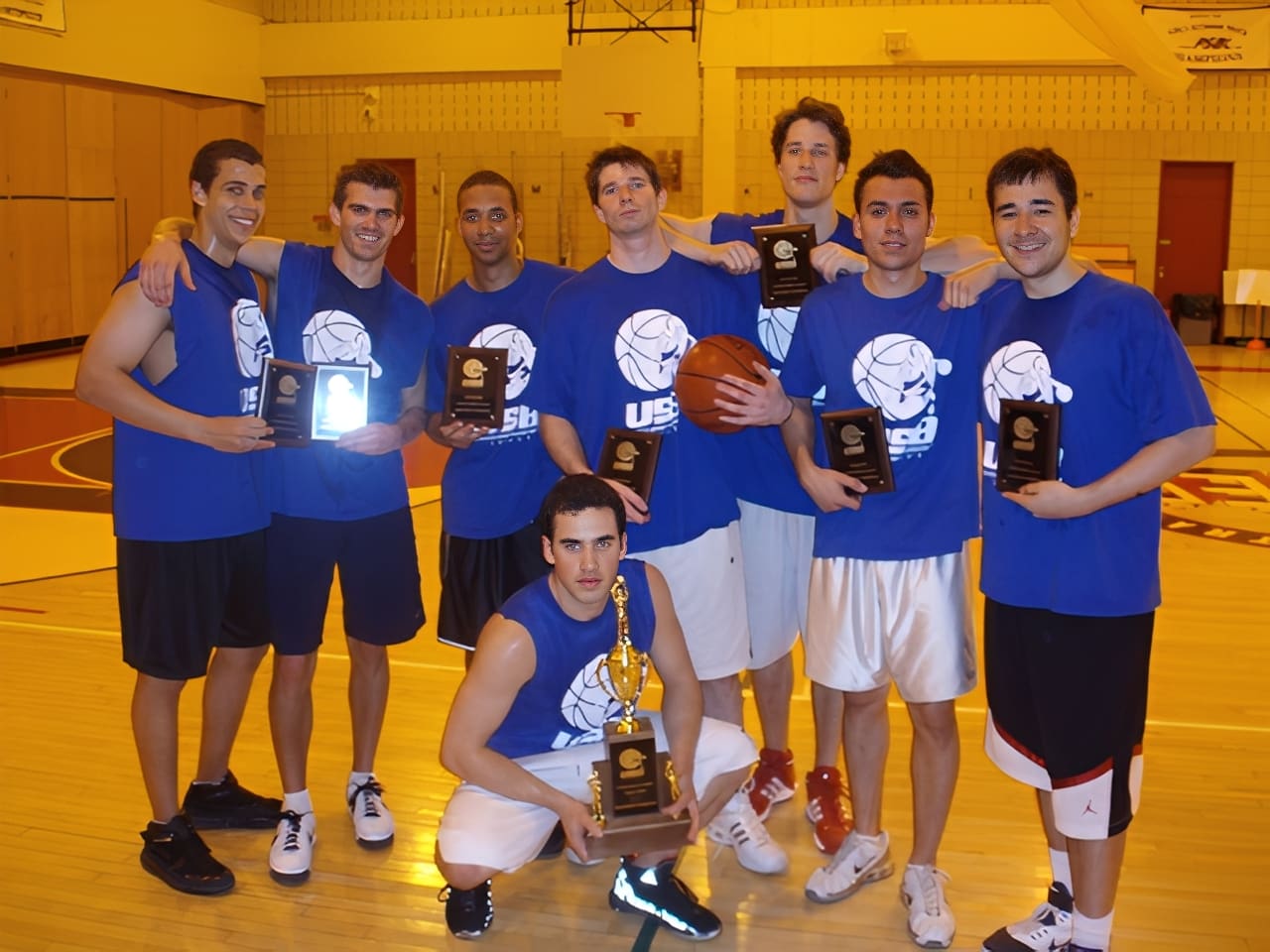 Group photo of basketball players